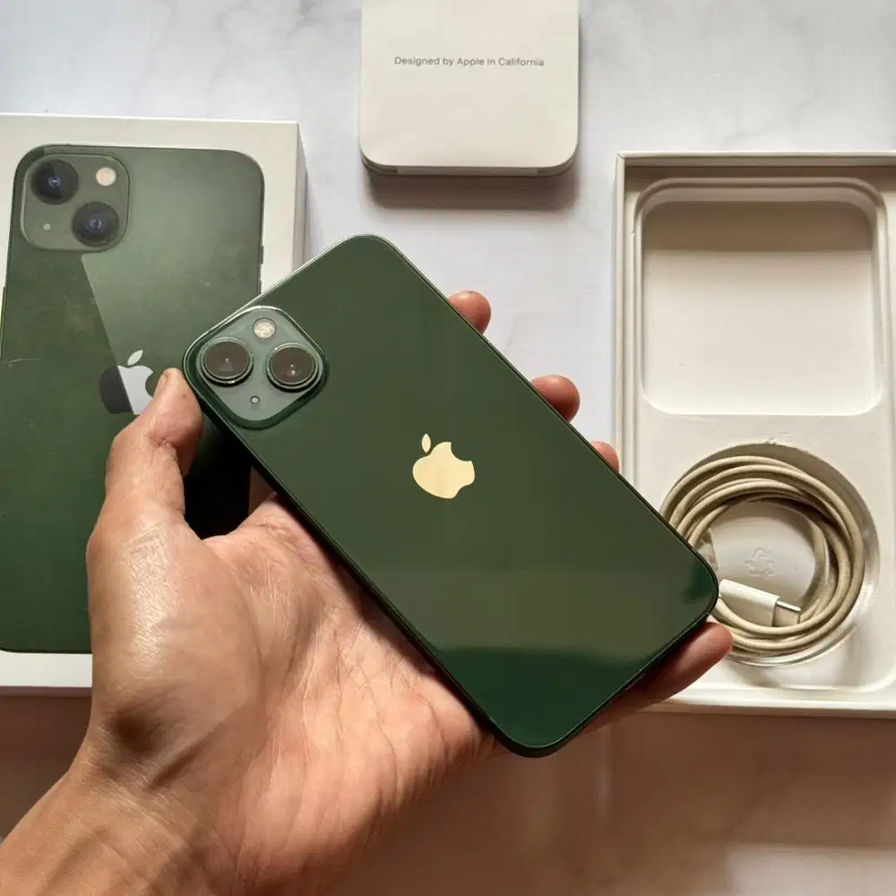 iPhone 13 128GB iBox