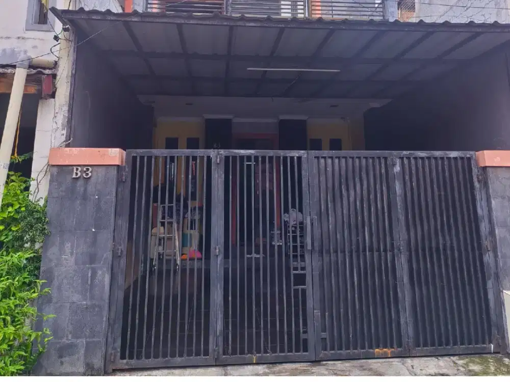 Rumah 2 lantai masih dihuni di duyung raya rawamangun jakarta timur