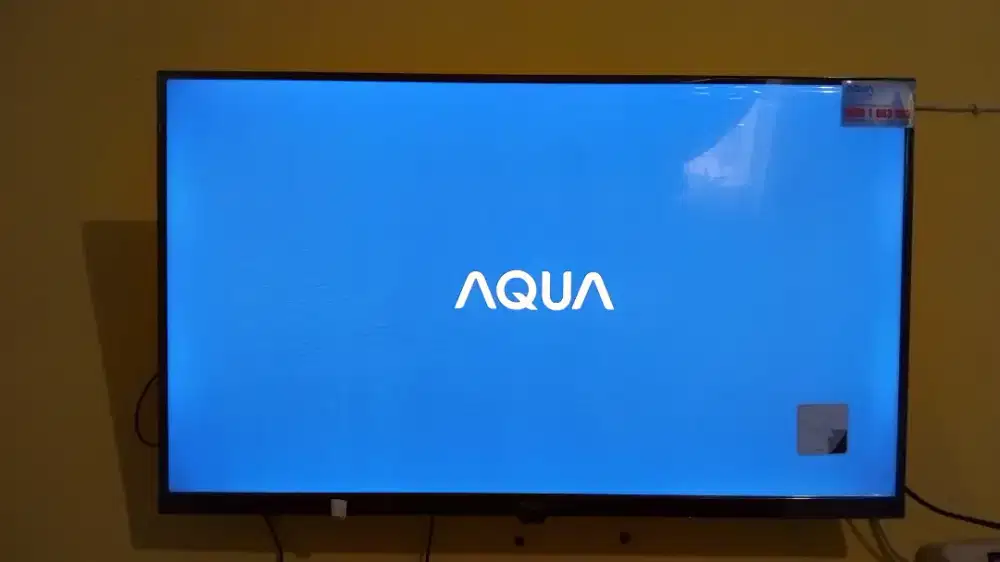 DIJUAL LED TV AQUA 32 INCH TYPE AQT32K70M (DIGITAL/HD),