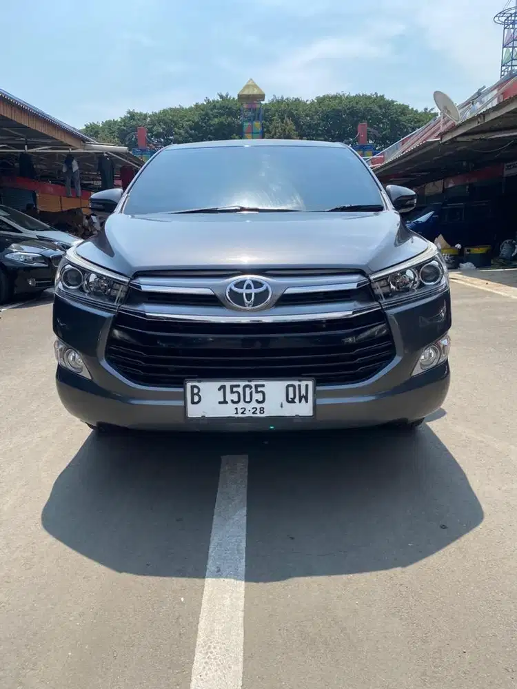 Toyota Innova V metic 2017