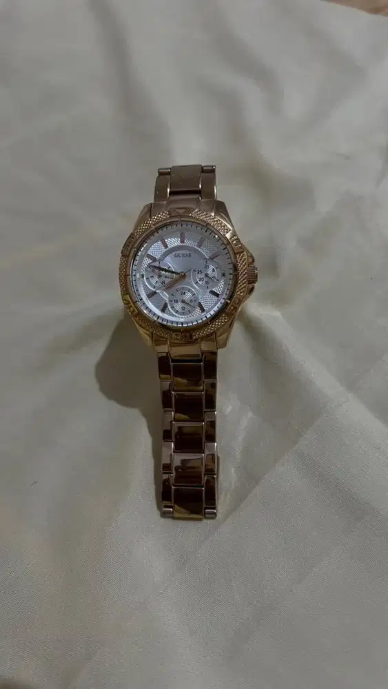 Jam tangan guess wanita original