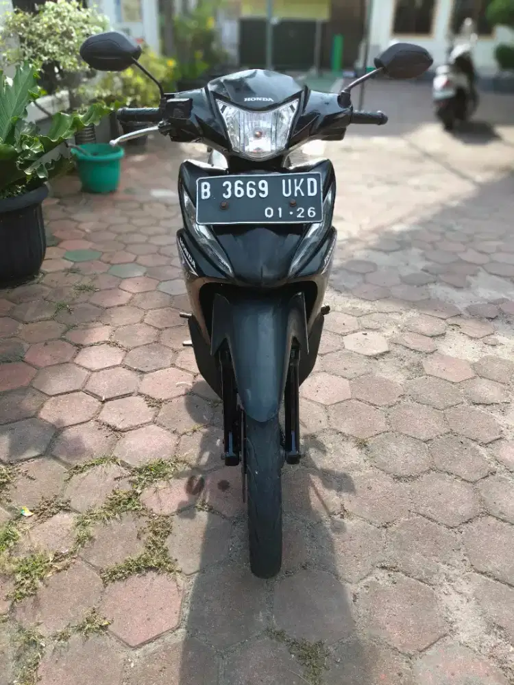 Honda Revo fit tahun 2015