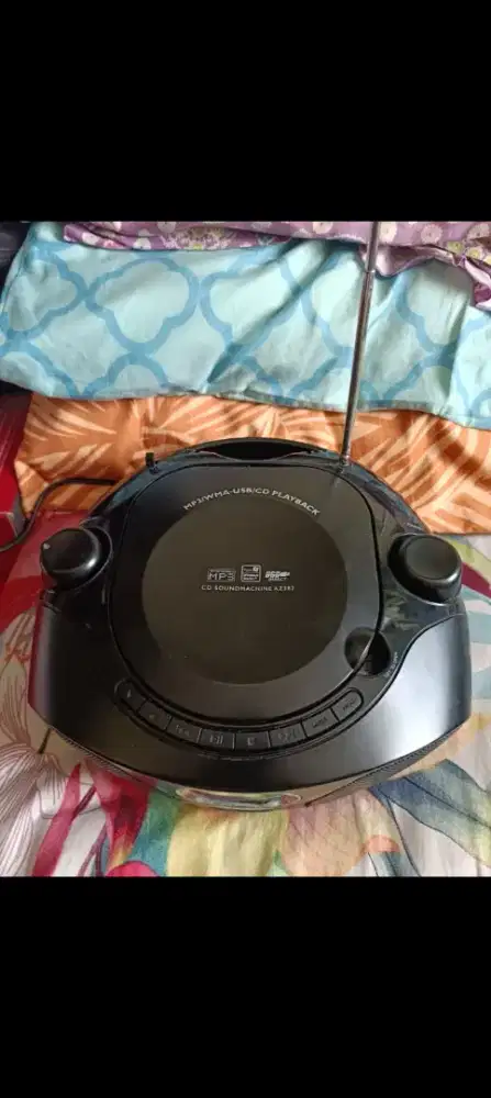 Dijual CD MP3 USB Radio merk ternama Philips.