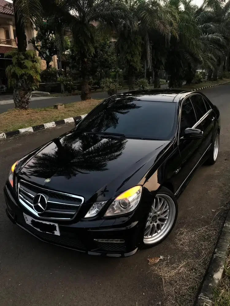 Mercedes Benz e300 AMG