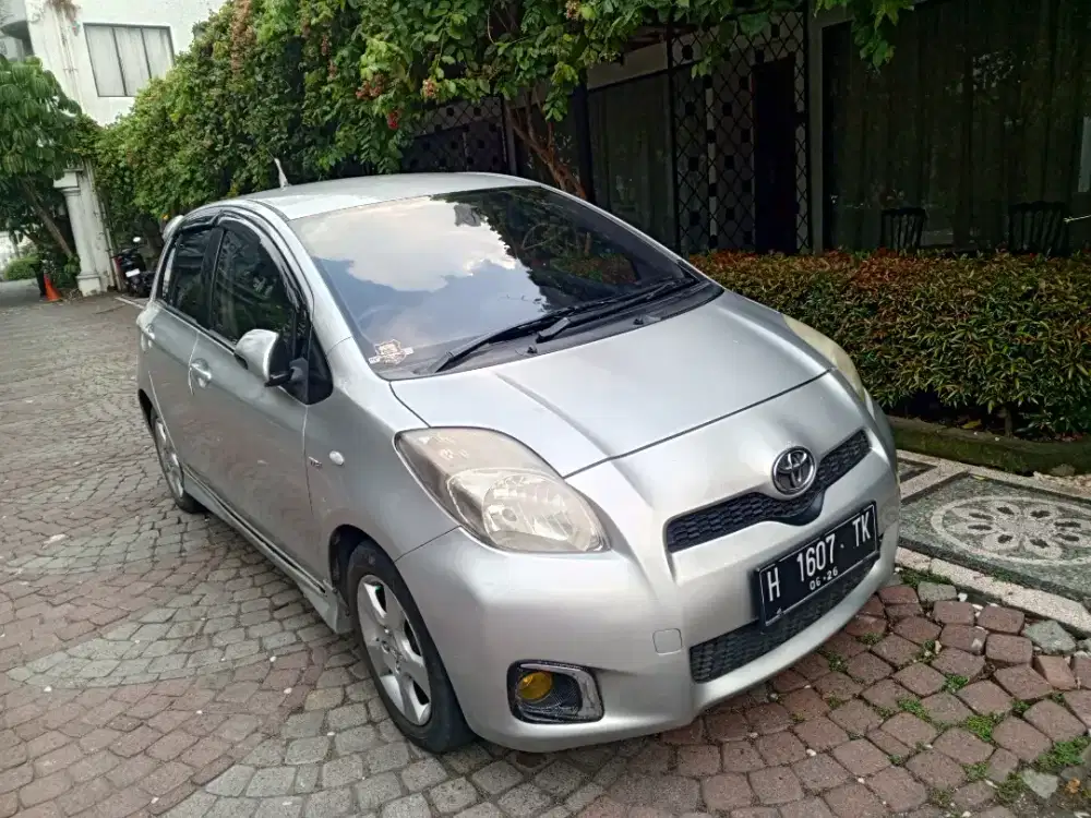 Dijual Yaris e 2008 matic