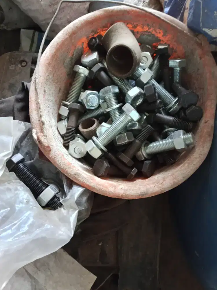 Jual beli besitua logam dll
