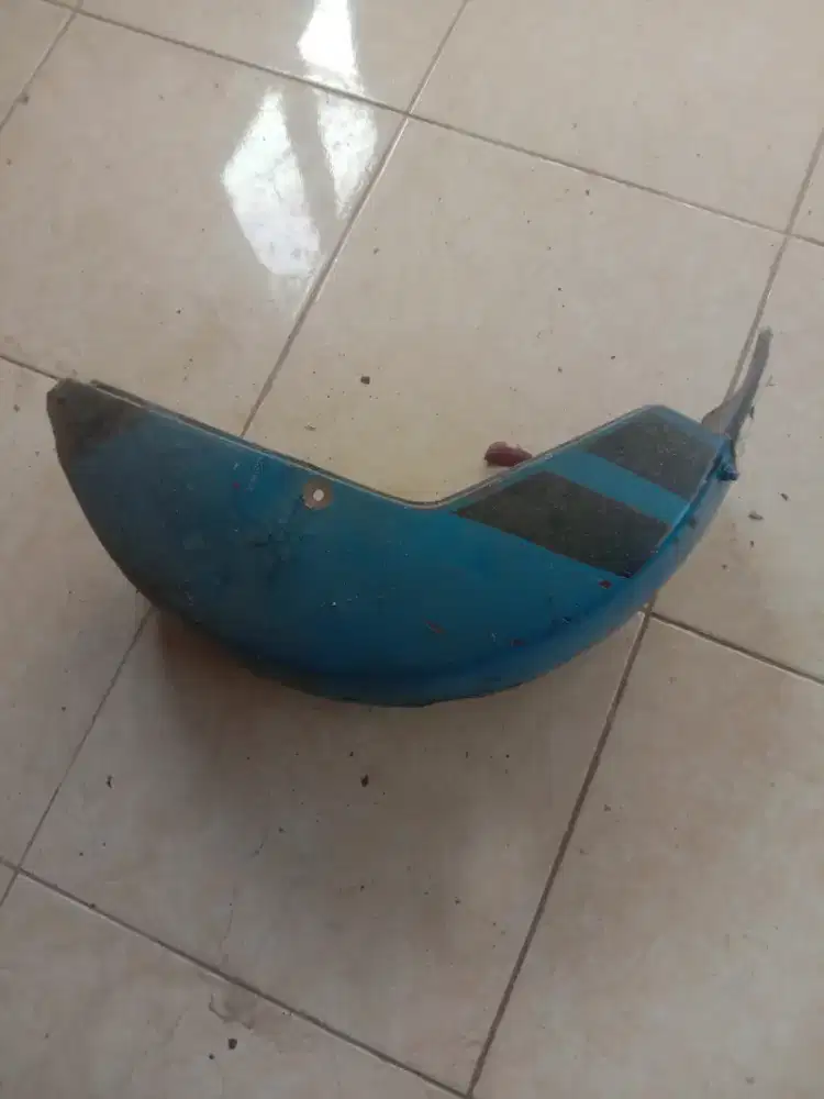 Spakbor Depan Vespa PX