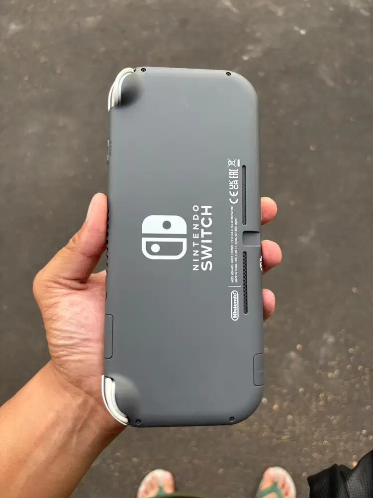 Nintendo switch lite 128GB mesin 2024