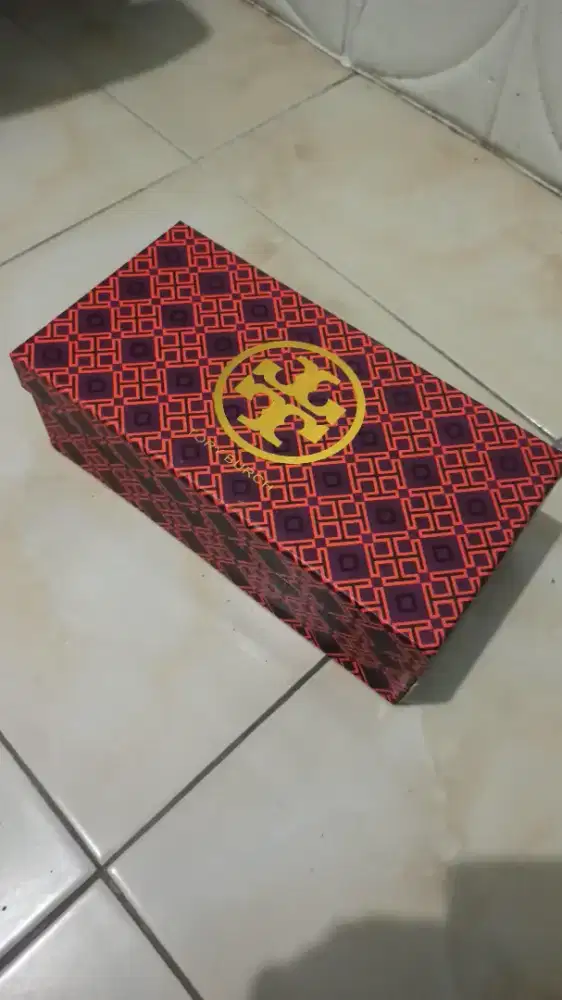 Jual sepatu Tory Burch