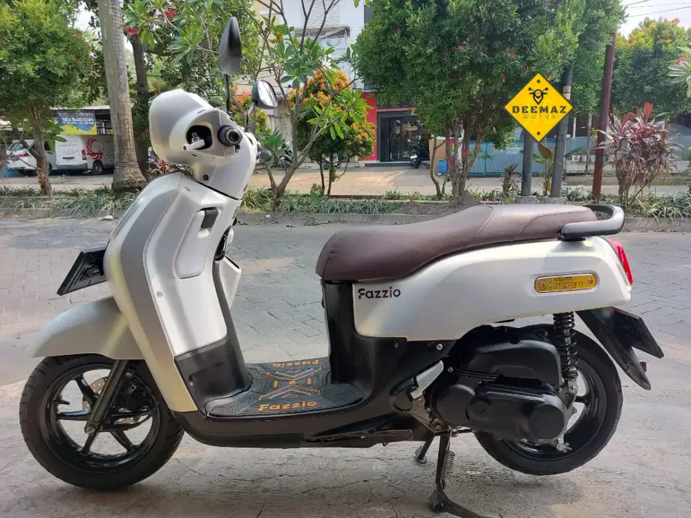 (DP 500 Rb)‼️ Yamaha Fazzio Lux Putih 2024 Cash, Kredit & Tukar Tambah