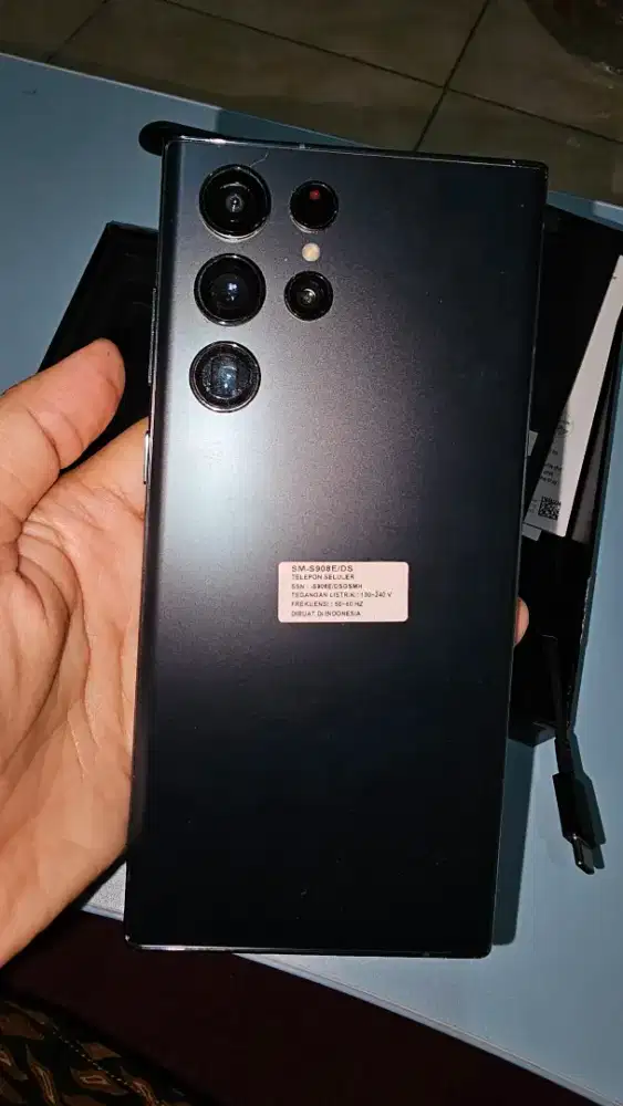 Dijual samsung galaxy 22 ultra