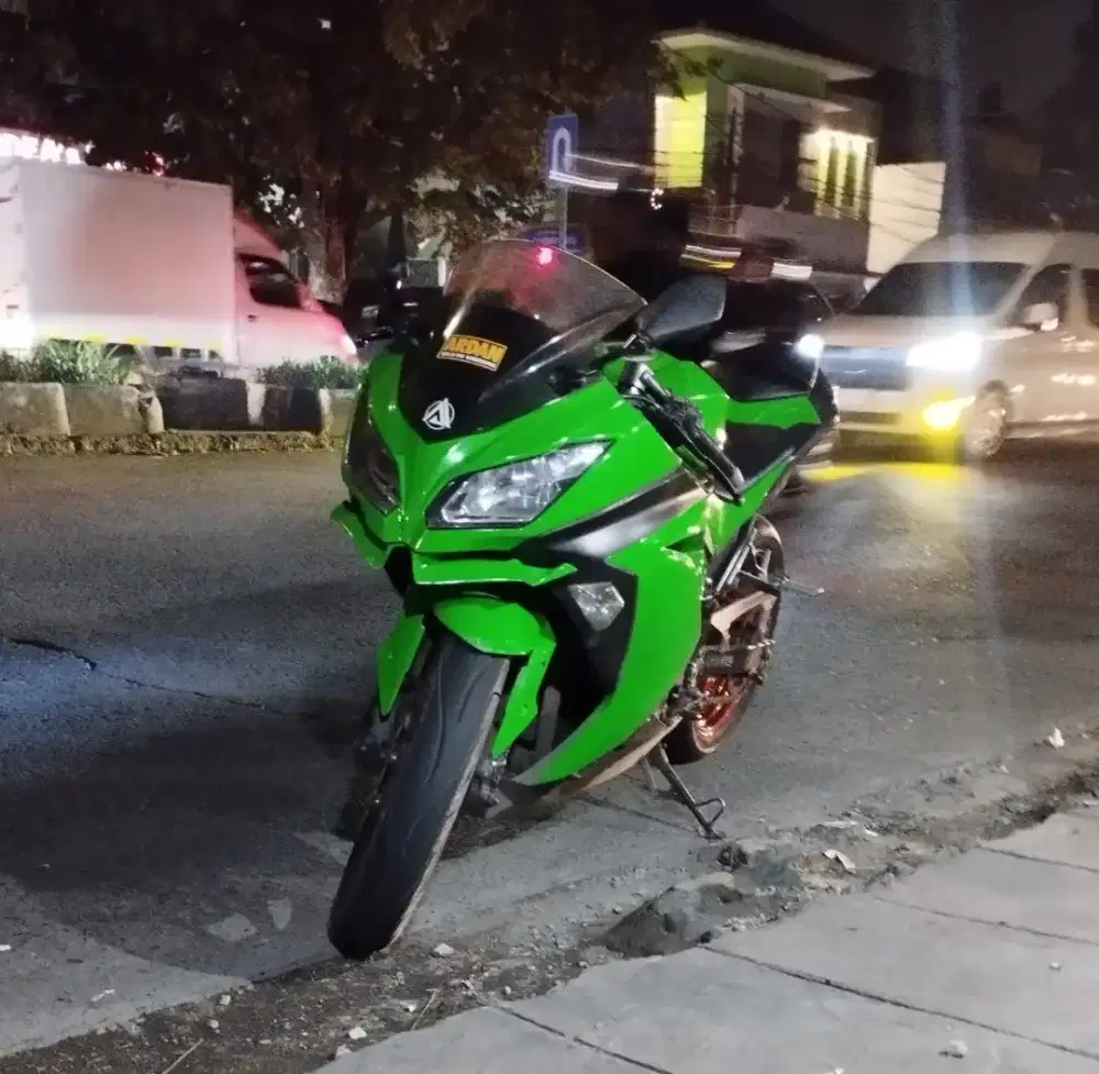 Kawasaki ninja 250 plat D kab bdg