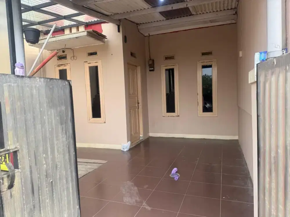 Rumah siap huni komplek griya bandung indah GBI , ciwastra bandung