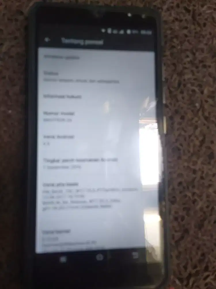 HP Maxtron  minus kekunci kamera dan keyboard