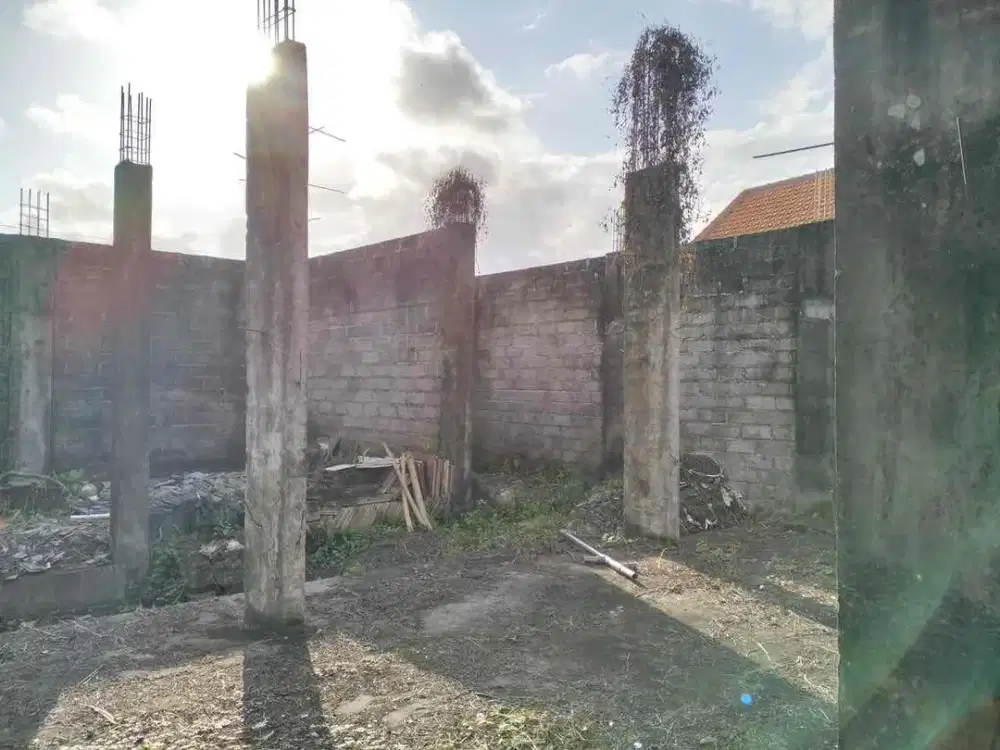 Di jual tanah 2 are 
Lokasi di antasura peguyangan denpasar utara