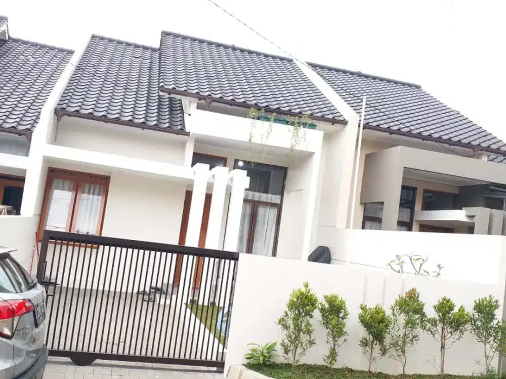 Jual dan Sewa gegerkalong minimalis siap huni harga murah nego!