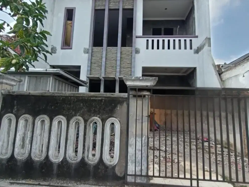 Dijual Rumah 2 Lantai SHM di Harapan Baru Bekasi