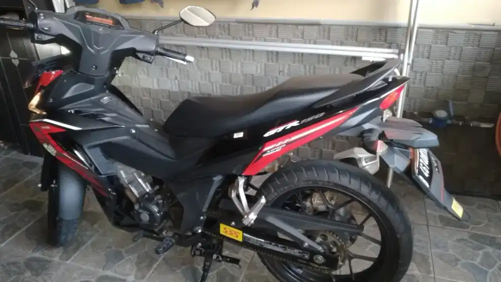Honda Supra GTR