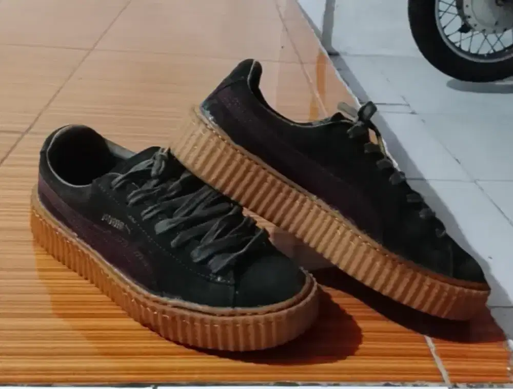 Di jual sepatu SZ 41 insole 26,5 cm Rp.125.000,