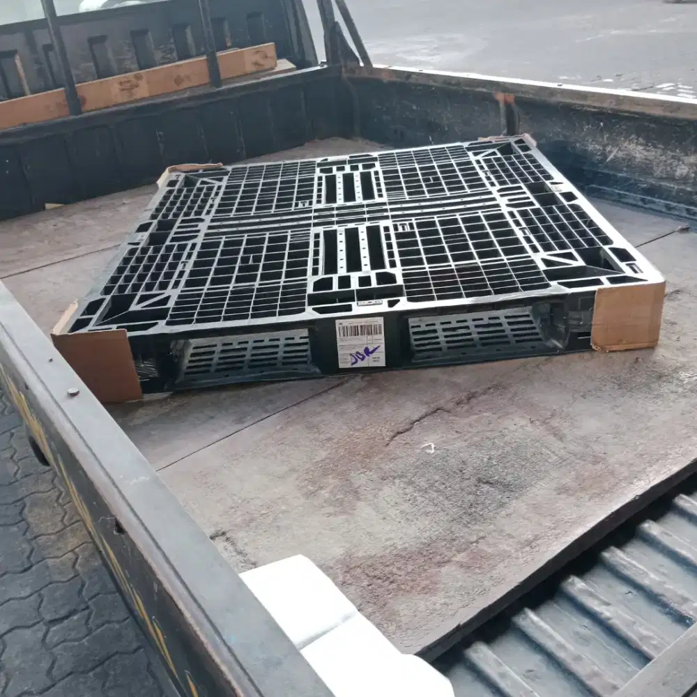 PALLET PLASTIK SECOND MURAH DAN KUAT