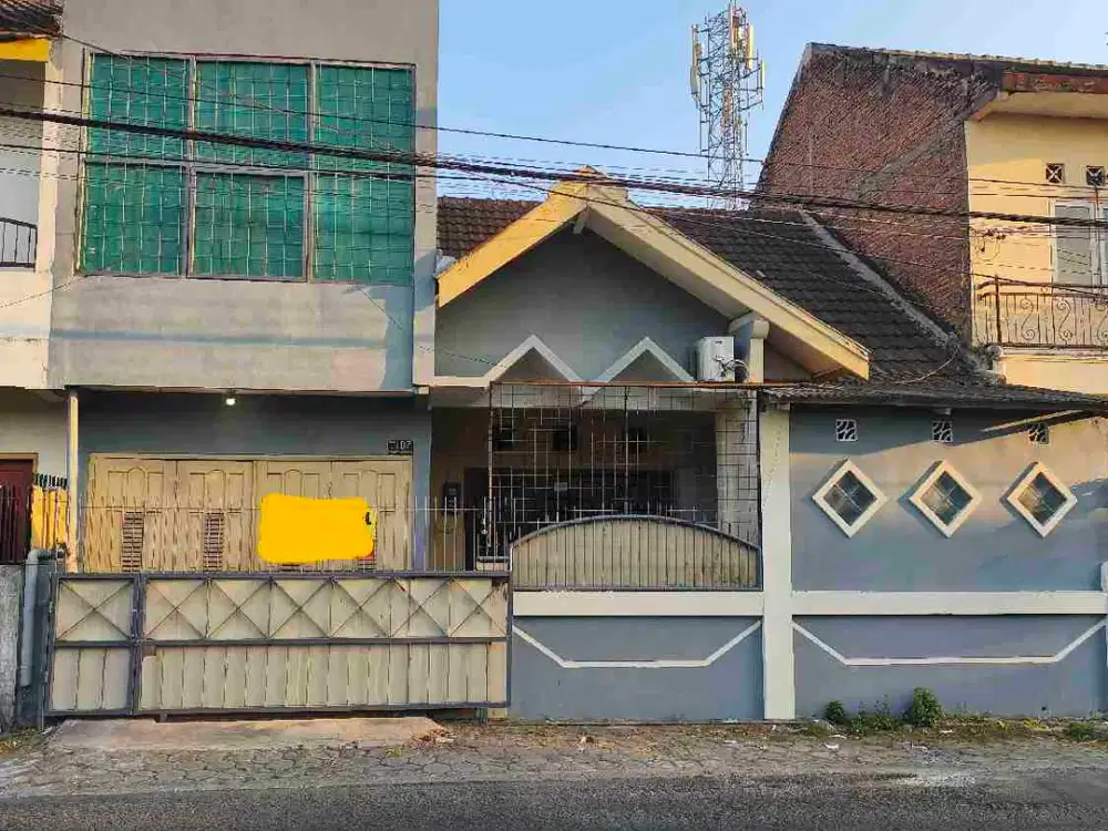 Jual rumah pinggir Jalan Raya, Area Condongcatur Jogja, hanya 975jt