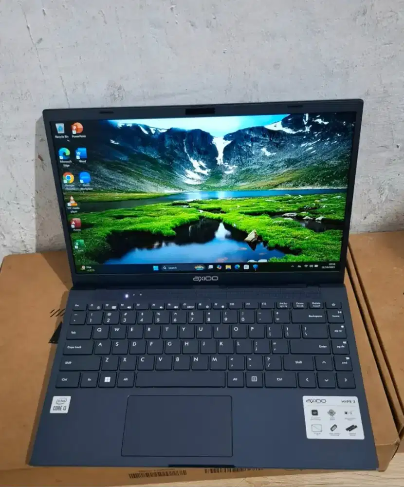 Axioo Hype 3 
Core i3 gen 10 Ram 16 SSD 512 FHD IPS Slim