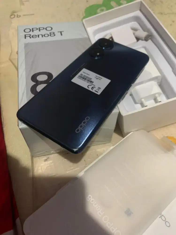 Oppo Reno 8t 8+5/256 gb fullset no minus jual harga pas net gan.
