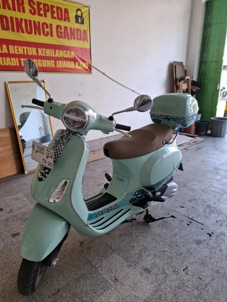 Vespa Batik 2024