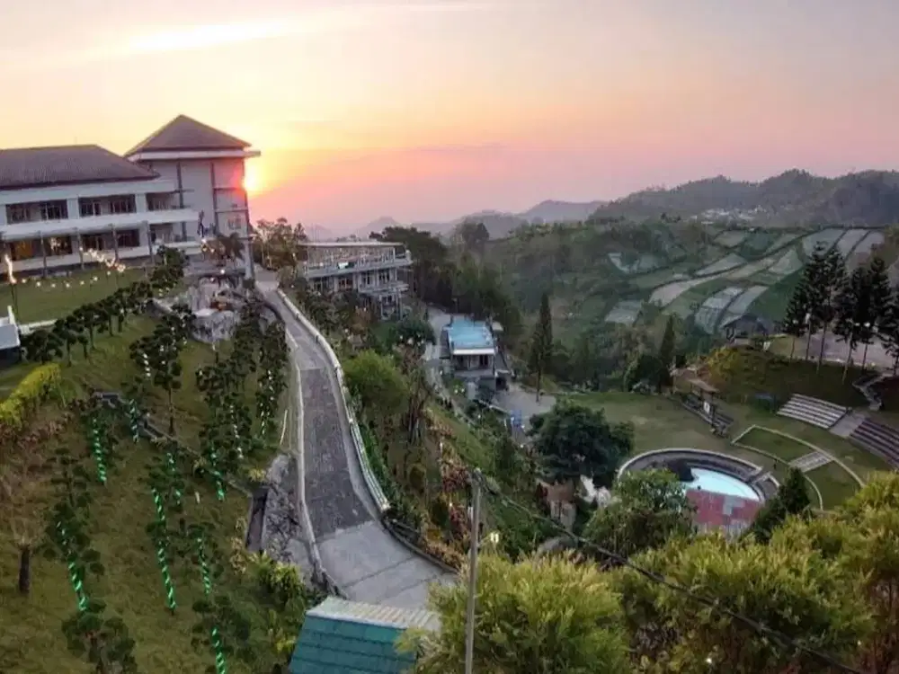 [L] Hotel Mantap di TAWANGMANGU Karanganyar