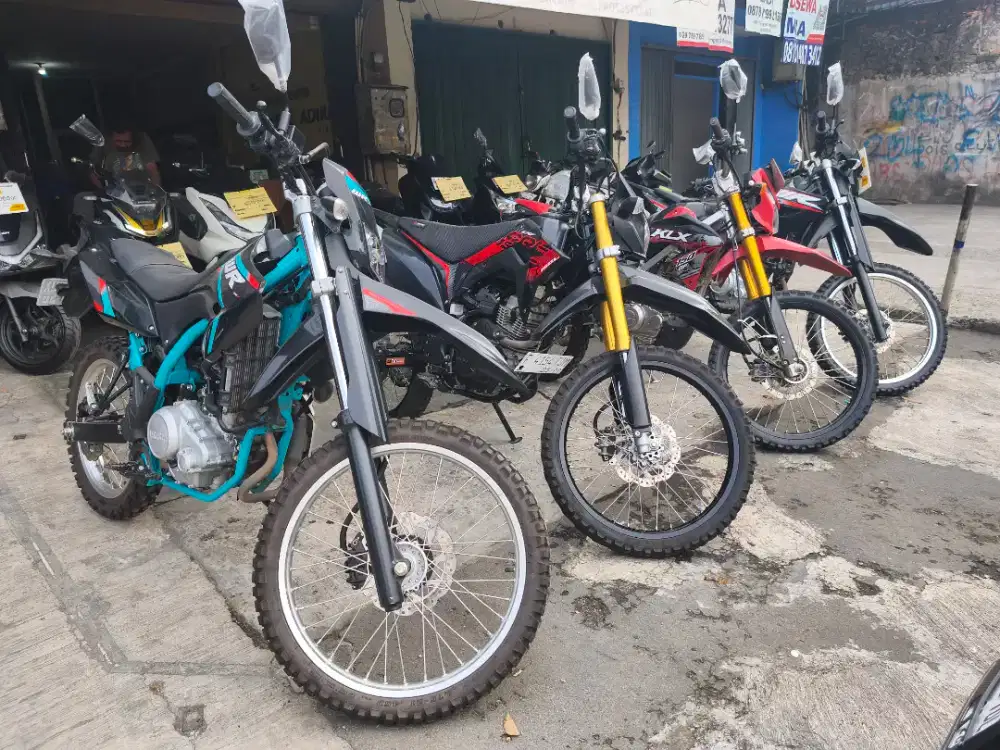 dp 1.5jt Kawasaki KLX 150 BF 150 SE (Bi jelek ktp daerah bs kredit)