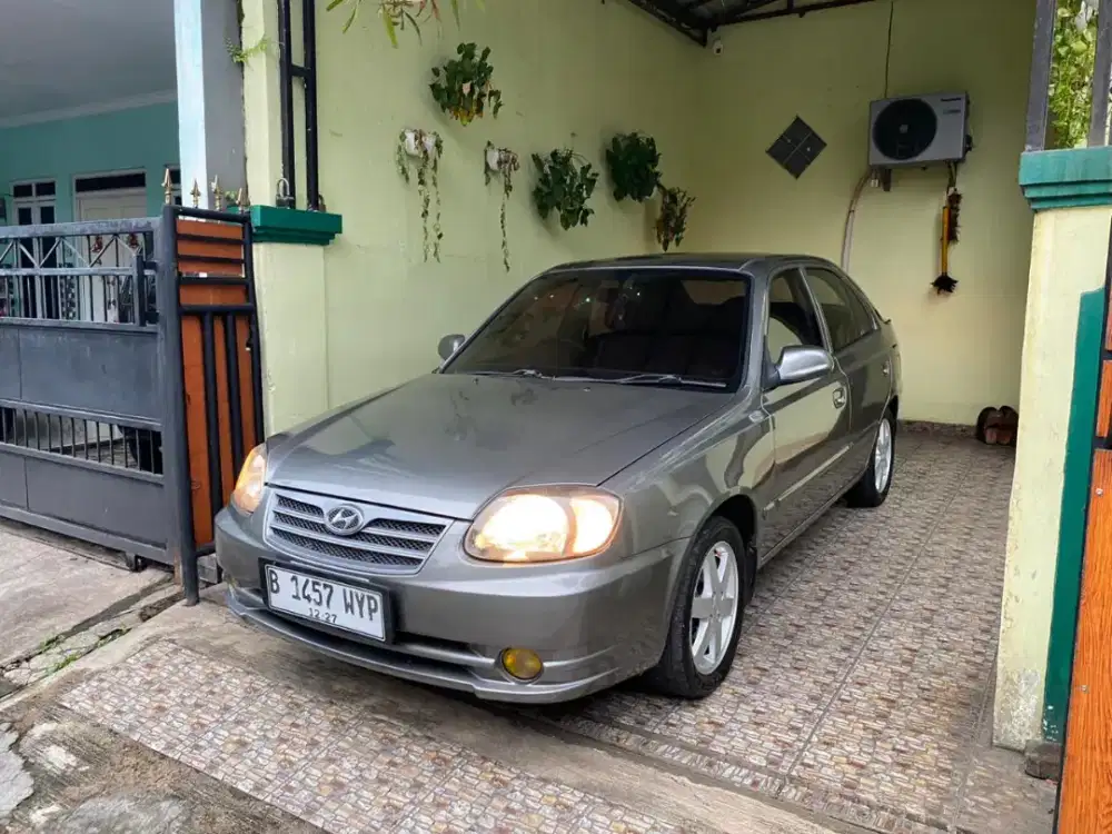 Dijual Hyundai Avega GX Manual 2009