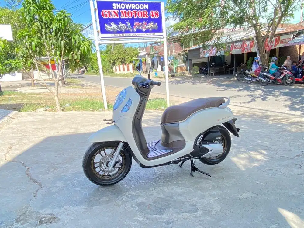 honda scoopy tahun 2023 km masih 4 rban