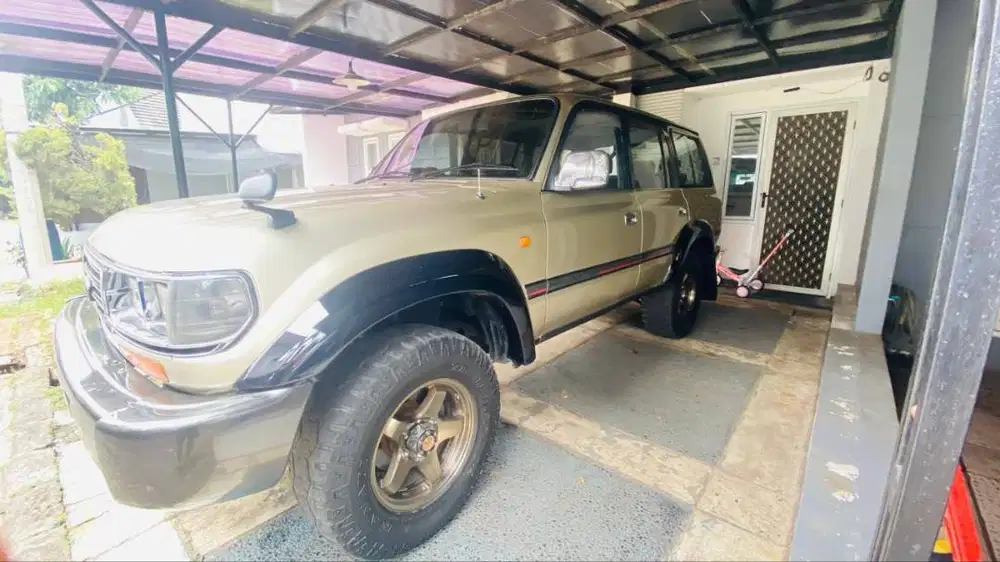 Land cruiser VX