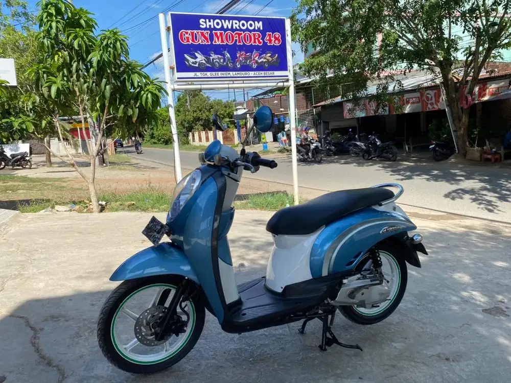 Honda scoopy 2011