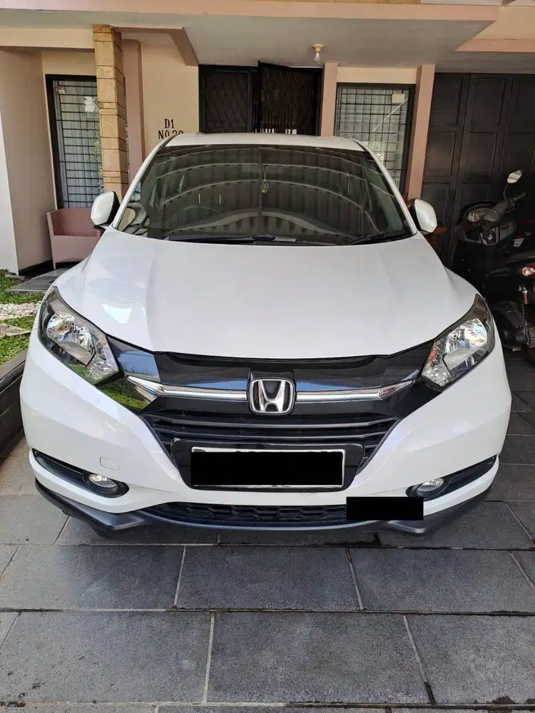 Dijual Cepat! Honda HR-V 1.5 E CVT 2017 Kondisi sangat terawat!