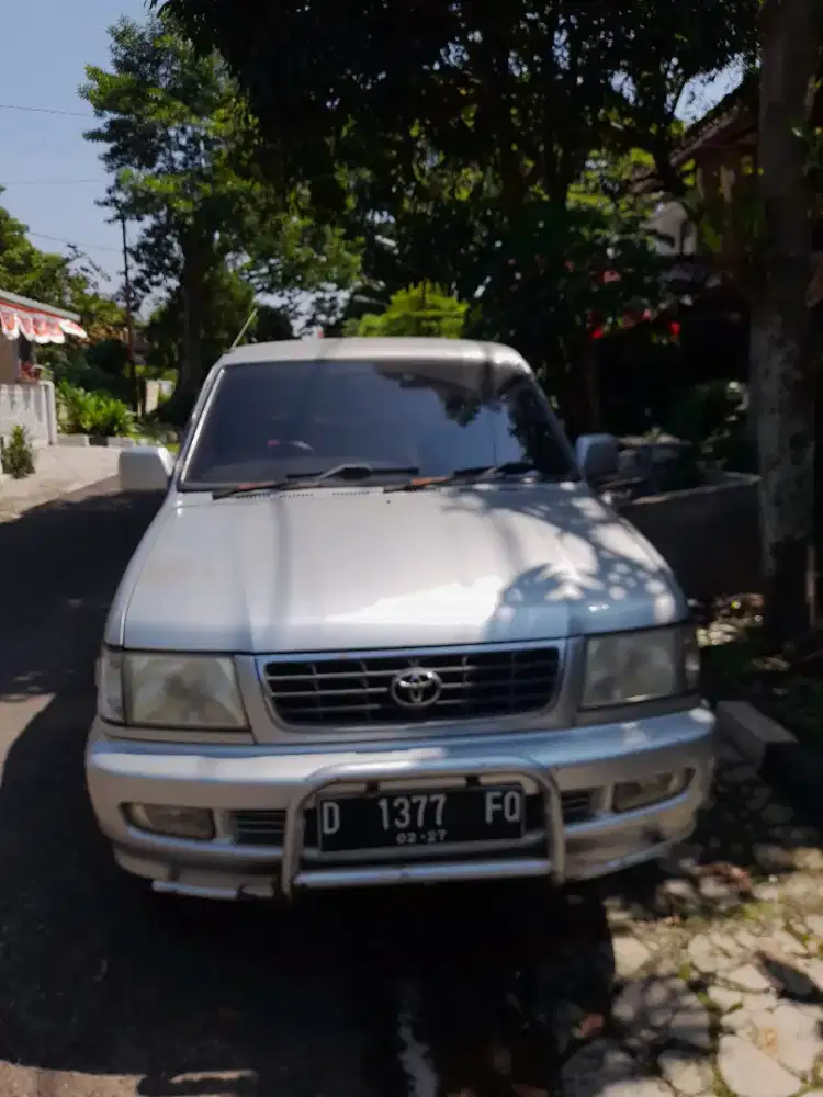 Kijang sgx 2001 1.8  bensin mt