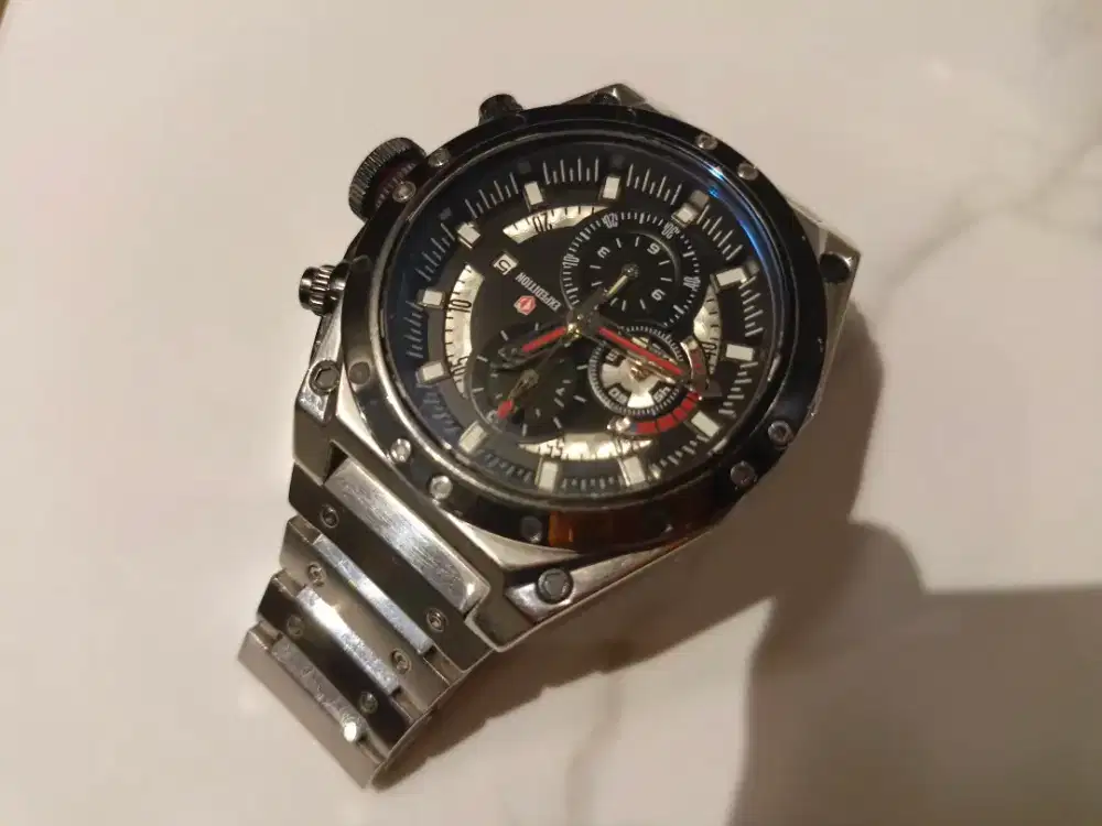Jam tangan pria Expedition