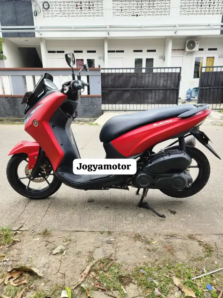 Yamaha lexi 125 tahun 2018 cash // credit