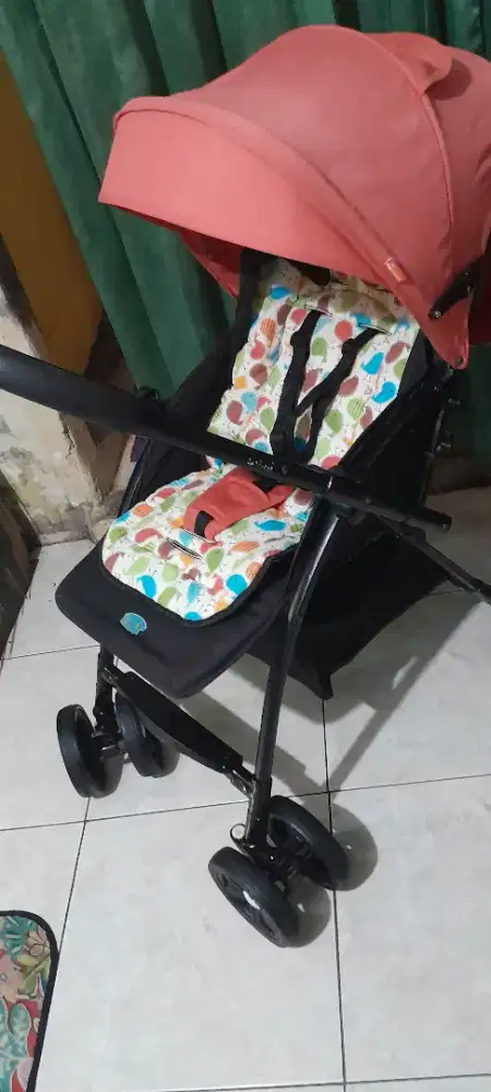 Dijual stroler 2 arah merek labeille