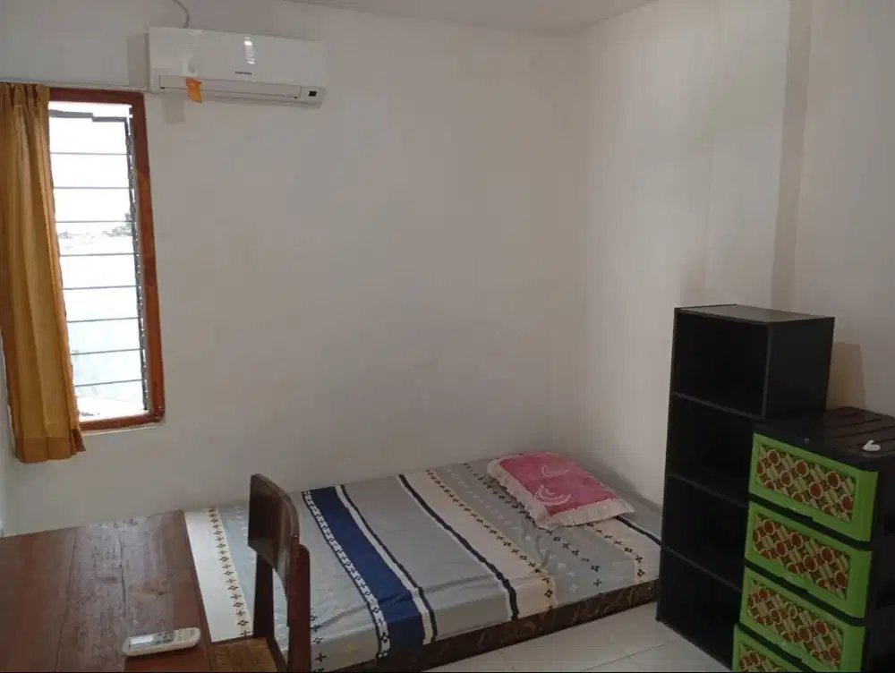 Kos Putra AC/Non-AC Kamar Mandi Dalam Durian, Tembalang