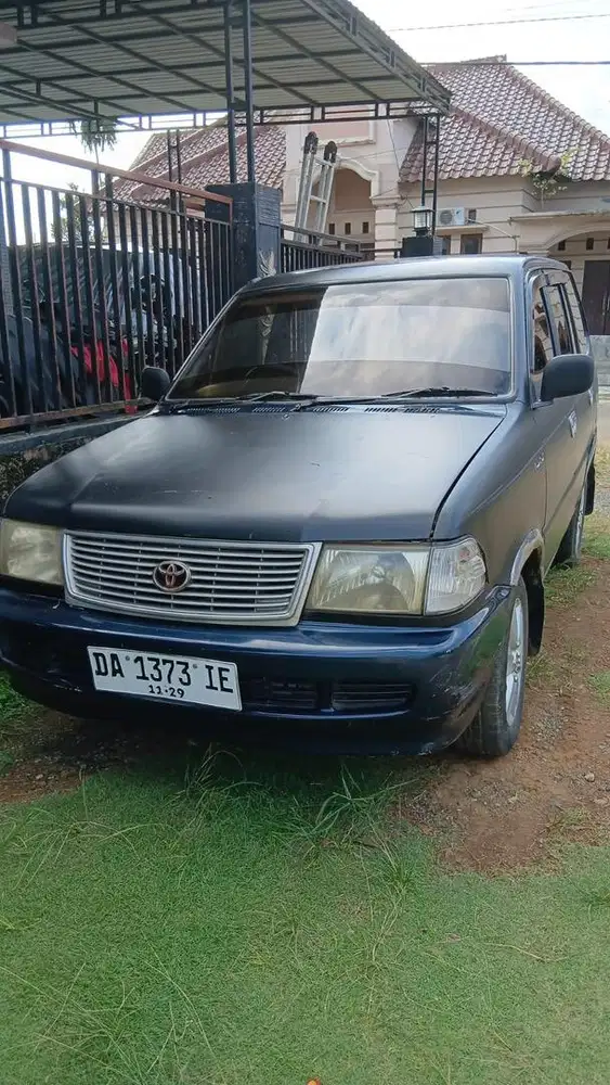 DIJUAL MOBIL KIJANG KELUARGA TAHUN 2000