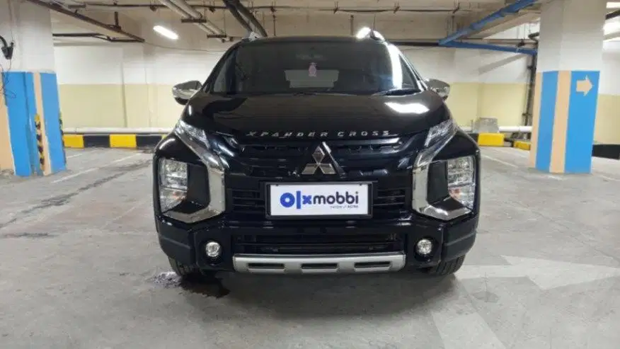 TDP 12JT Mitsubishi Xpander 1.5 Cross Bensin-MT Hitam 2023