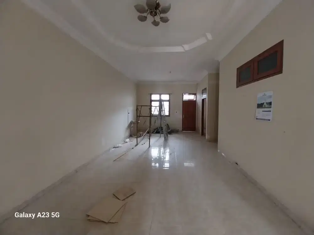 Rumah murah dekat sekolah dharma loka Jalan Soekarno Hatta / Permata