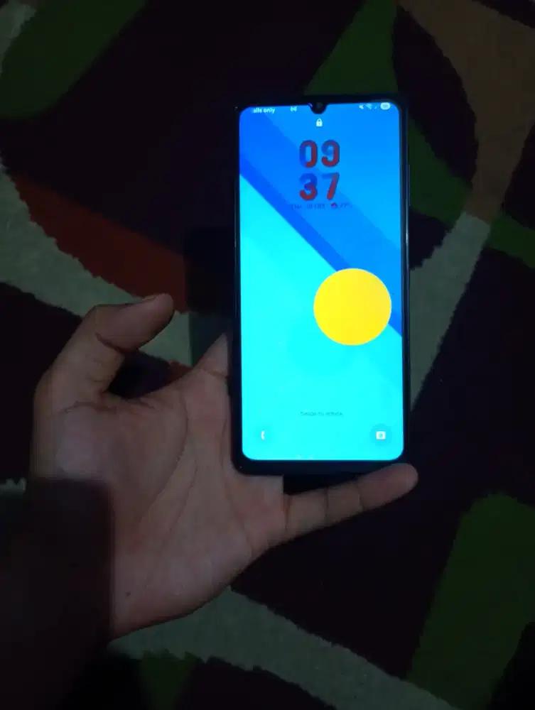 Samsung Galaxy A06 4/64GB HITAM GLOSSY