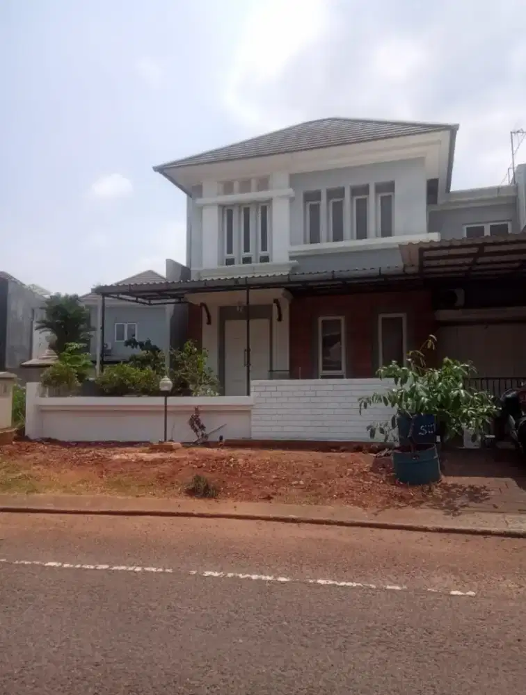 Dijual cepat rumah Bulevard diperumahan kota wisata Cibubur