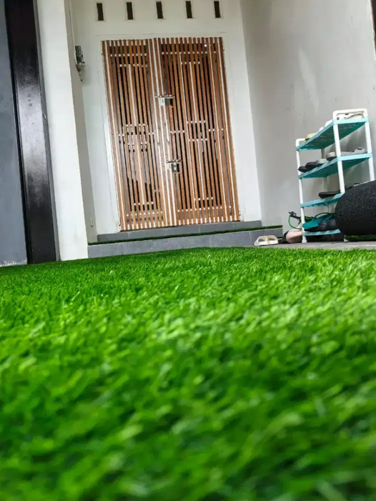 Rumput sintetis area outdoor dan indoor