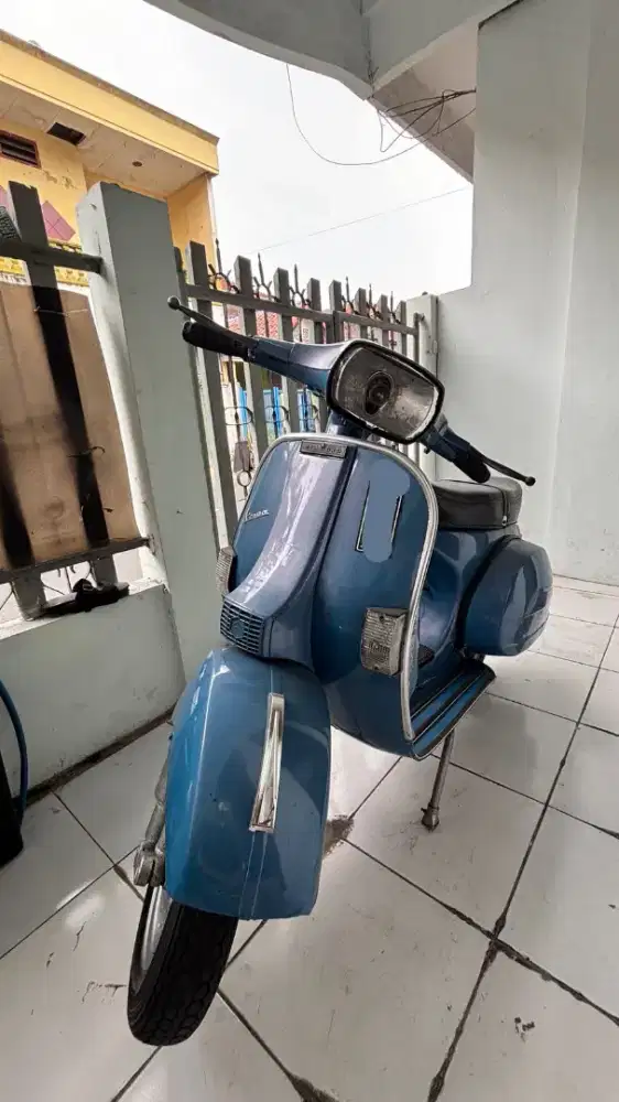 Vespa PX tahun 1980