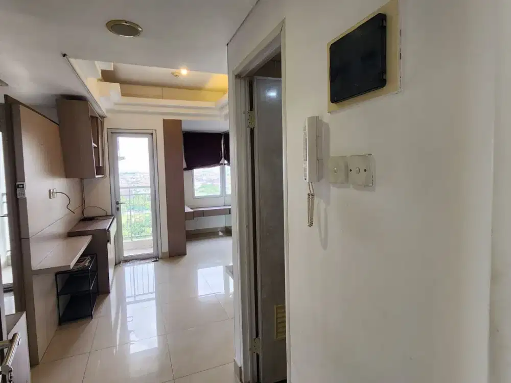 dijual rugi apartemen green lake sunter,connecting 2kamar dan studio,luas 62,lantai tengah,hoek,best view
