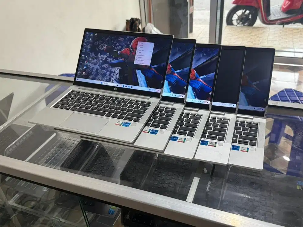 CORE I5gen11 RAM 16 GB SSD 512 GB LAYAR 13,3 inc GARANSI