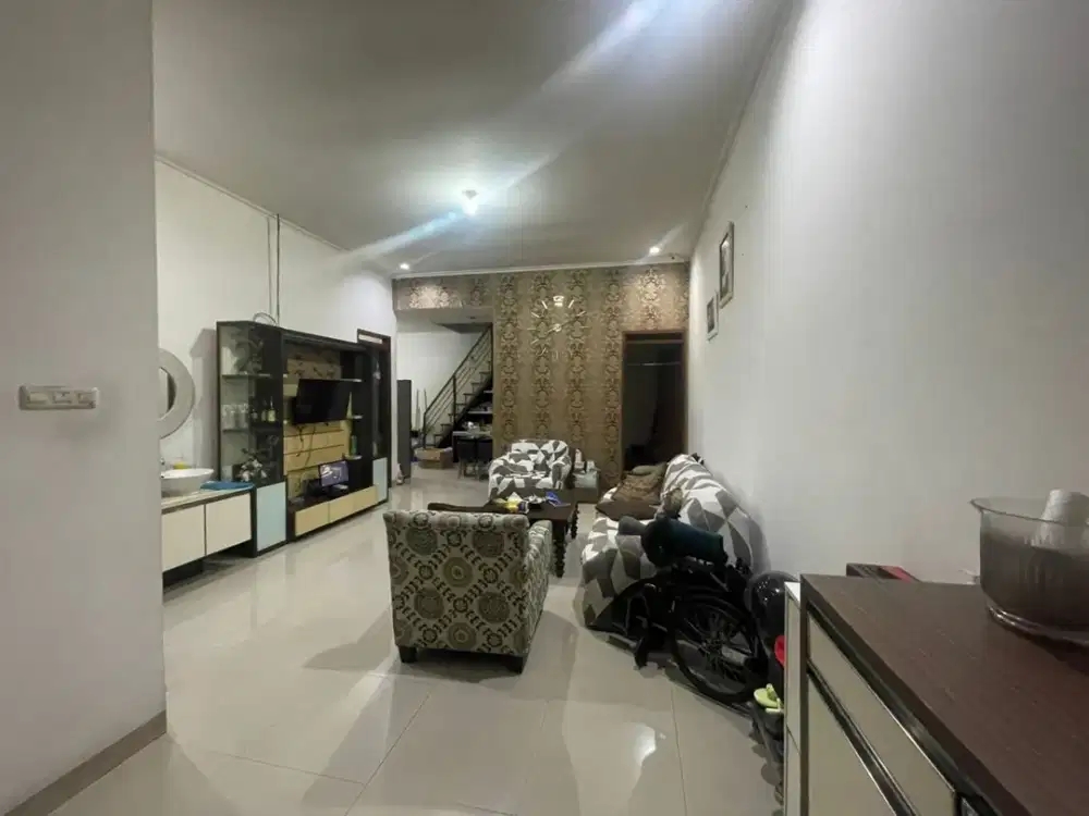 Dijual Rumah di Mekarwangi Bandung Cantik Terawat